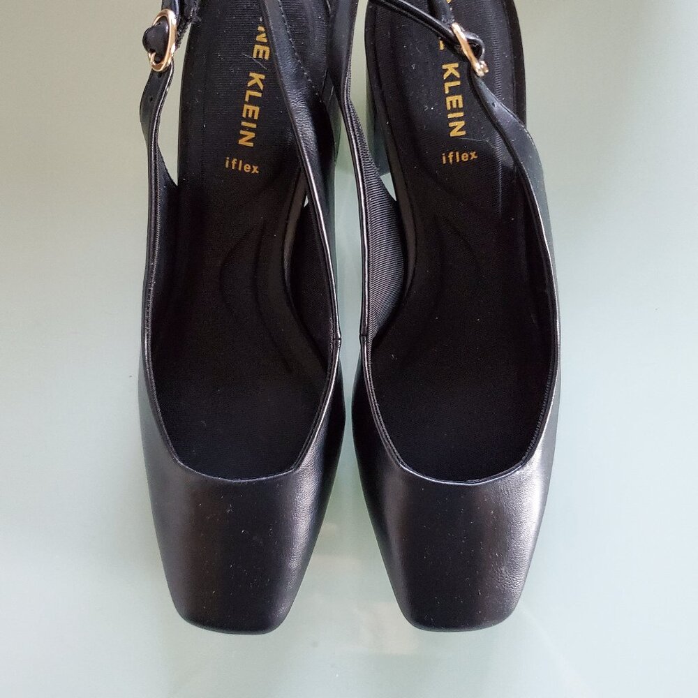 Slingback Pump